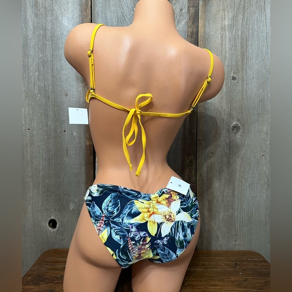 October Love Strappy Cheeky Bikini in Golden Yellow Floral Size Medium - Picture 3 of 16